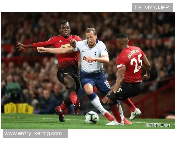 1999年曼联与热刺经典对决回顾：足球历史上的激烈较量与传奇时刻